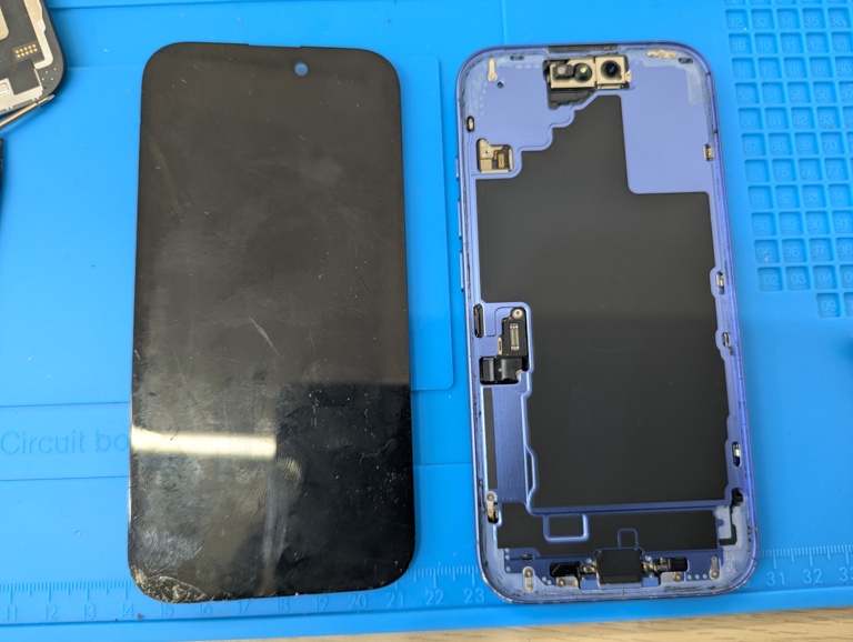 iPhone 16（アイフォンシックスティーン）の液晶画面交換ならスマホ修理工房アル・プラザ小杉店へお任せください
